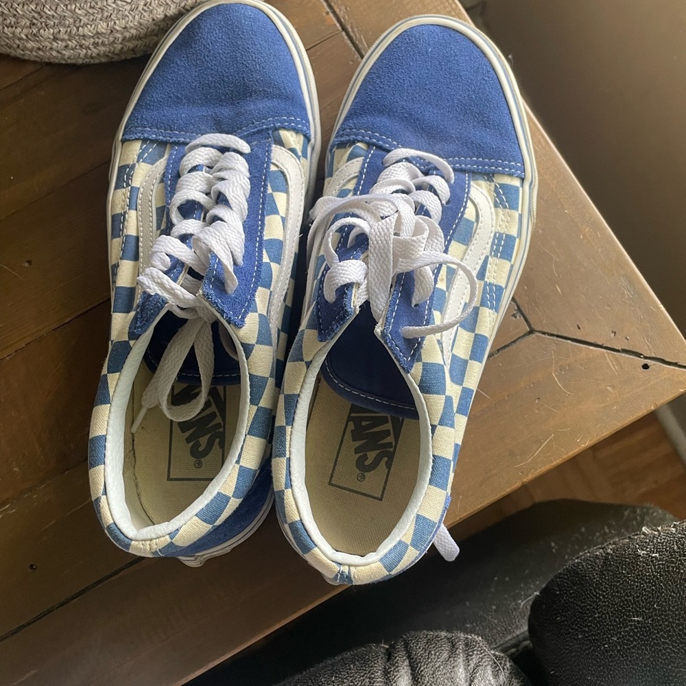 COPY - Blue and white checkered vans men’s size 6 women’s size 7.5